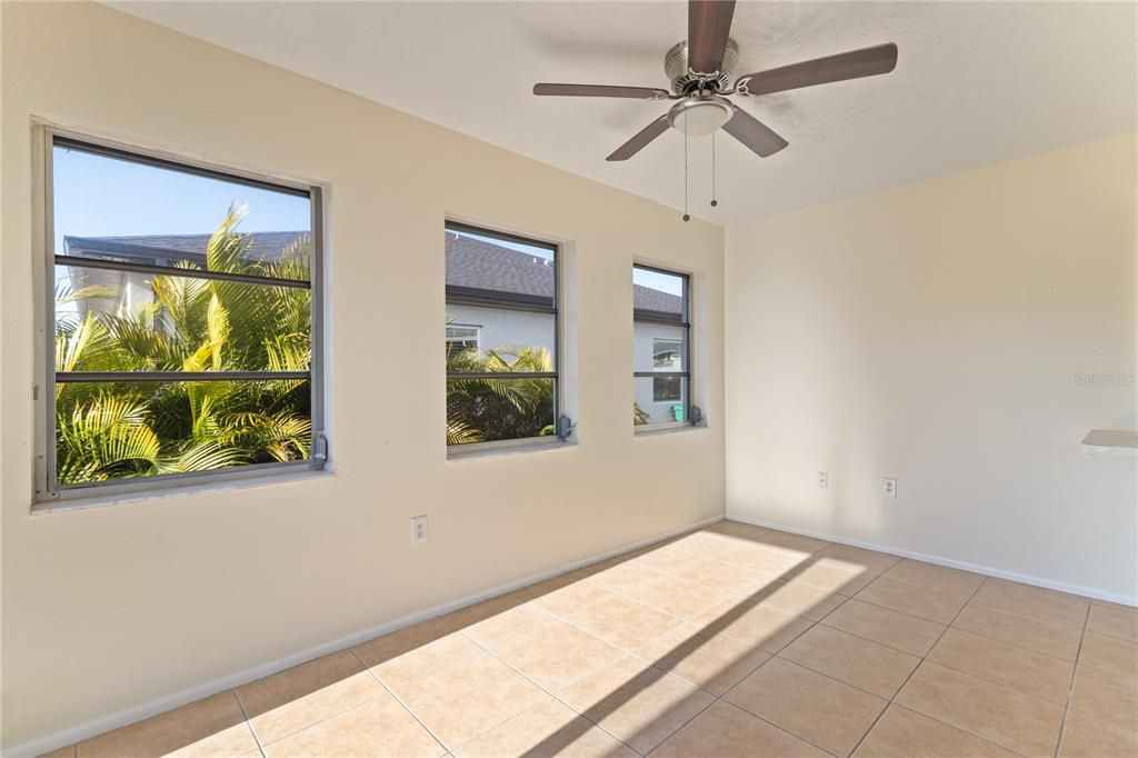 В аренду: $1,600 (2 спален, 2 ванн, 1184 Квадратных фут)