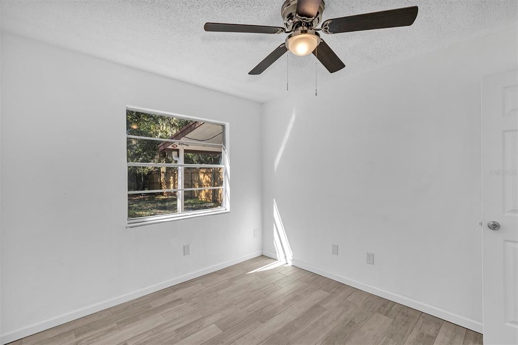 For Rent: $1,595 (2 beds, 1 baths, 806 Square Feet)