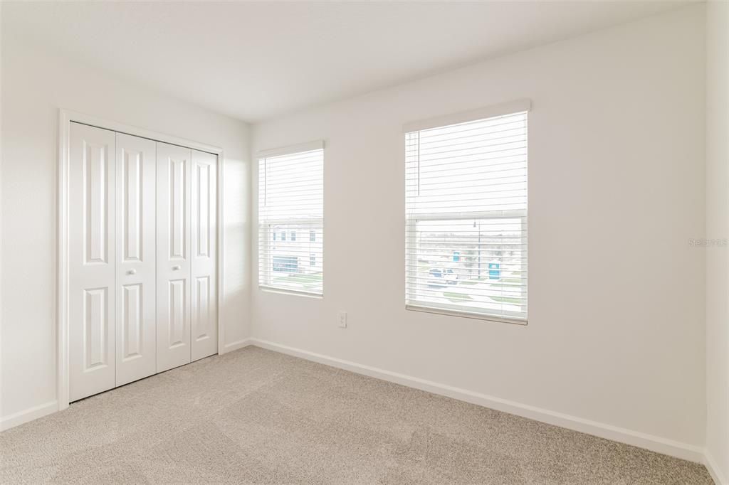 En Renta: $2,075 (5 camas, 3 baños, 2112 Pies cuadrados)