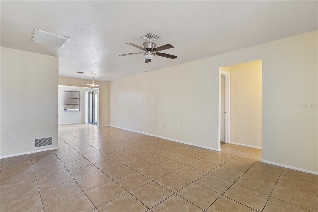 En Renta: $1,600 (2 camas, 2 baños, 1184 Pies cuadrados)