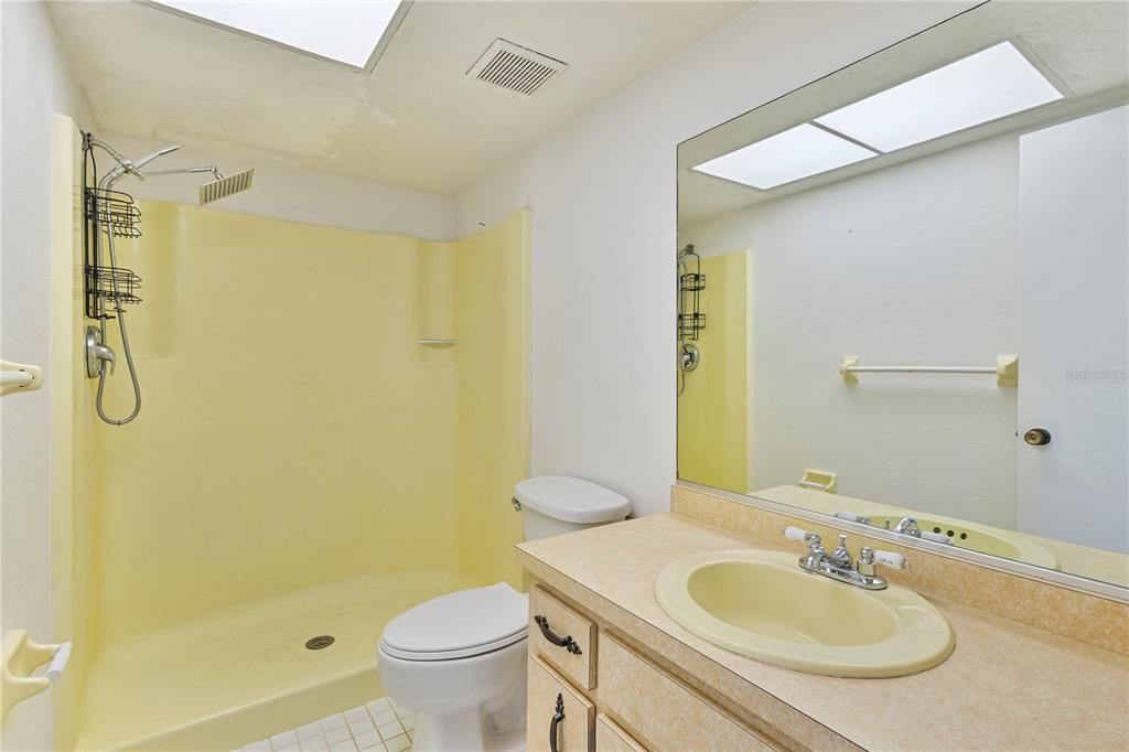 En Renta: $1,600 (2 camas, 2 baños, 1184 Pies cuadrados)