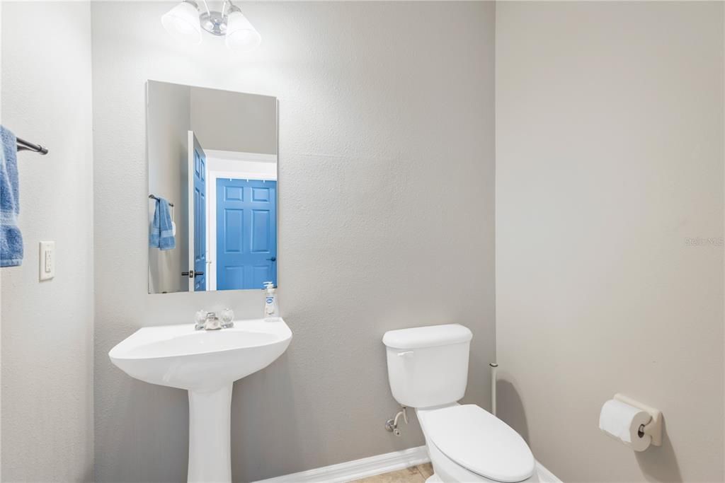 For Sale: $435,000 (4 beds, 2 baths, 2621 Square Feet)