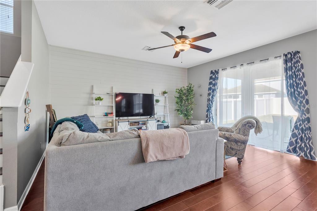 For Sale: $435,000 (4 beds, 2 baths, 2621 Square Feet)