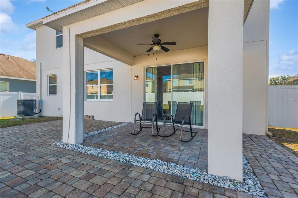 For Sale: $435,000 (4 beds, 2 baths, 2621 Square Feet)