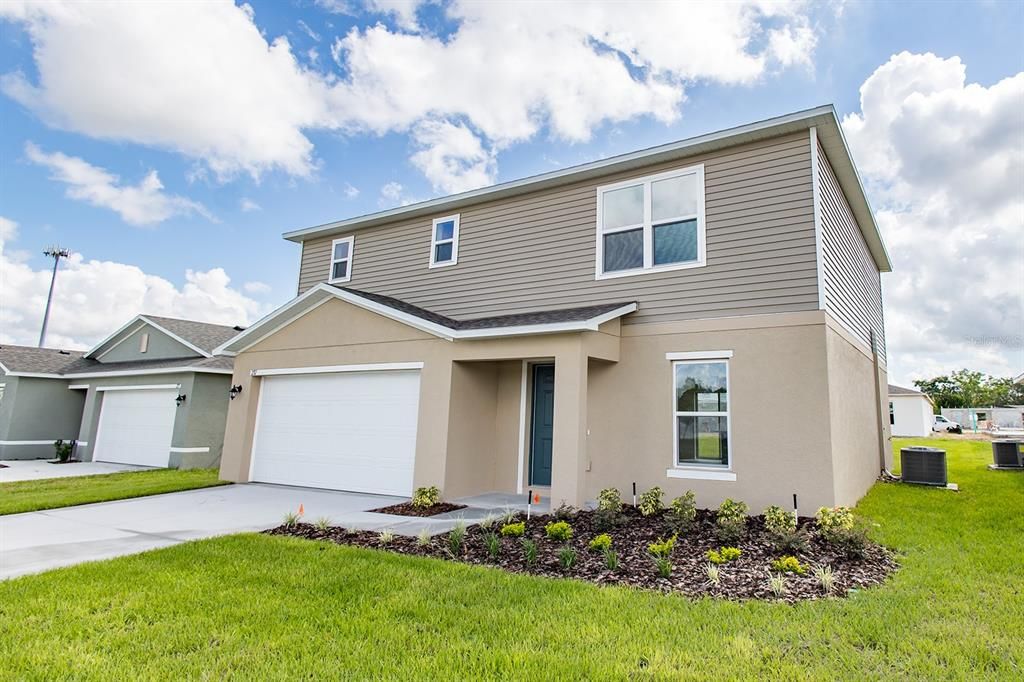 En Renta: $2,145 (4 camas, 3 baños, 2000 Pies cuadrados)