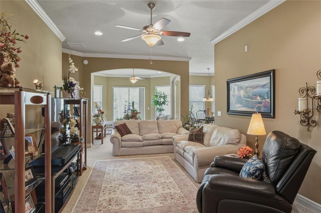 For Sale: $382,000 (3 beds, 2 baths, 2010 Square Feet)