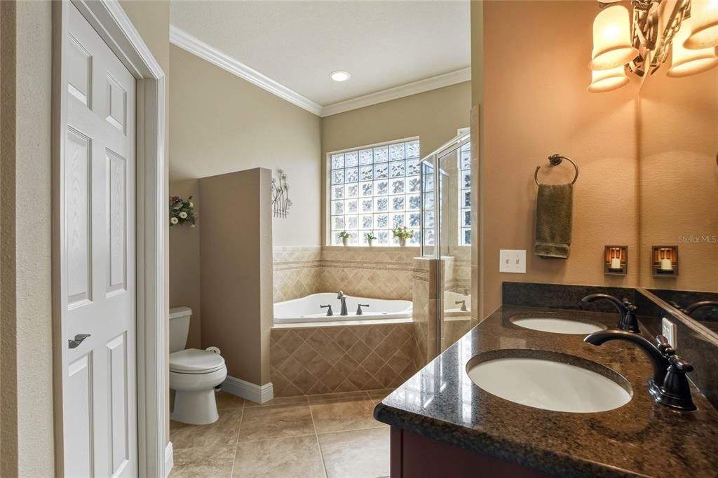 For Sale: $382,000 (3 beds, 2 baths, 2010 Square Feet)