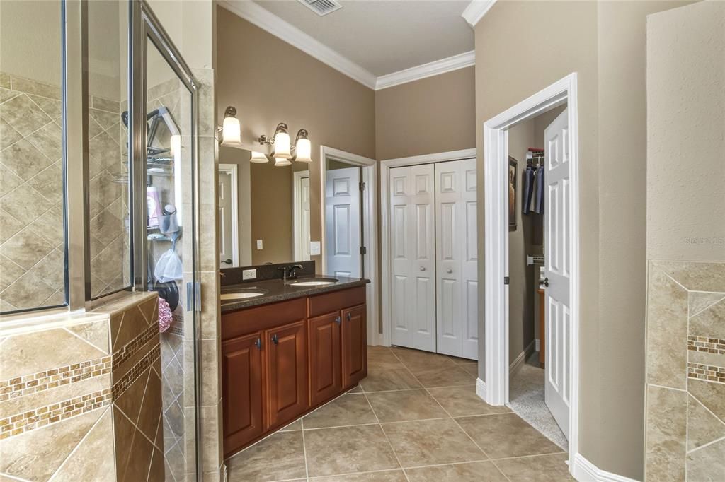 For Sale: $382,000 (3 beds, 2 baths, 2010 Square Feet)