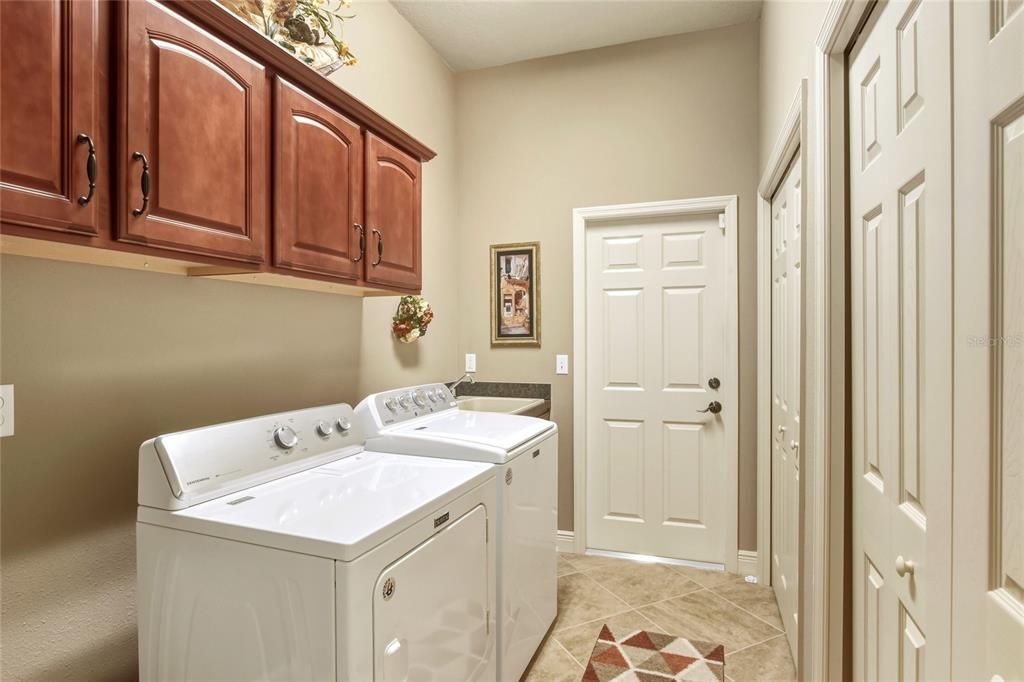 For Sale: $382,000 (3 beds, 2 baths, 2010 Square Feet)