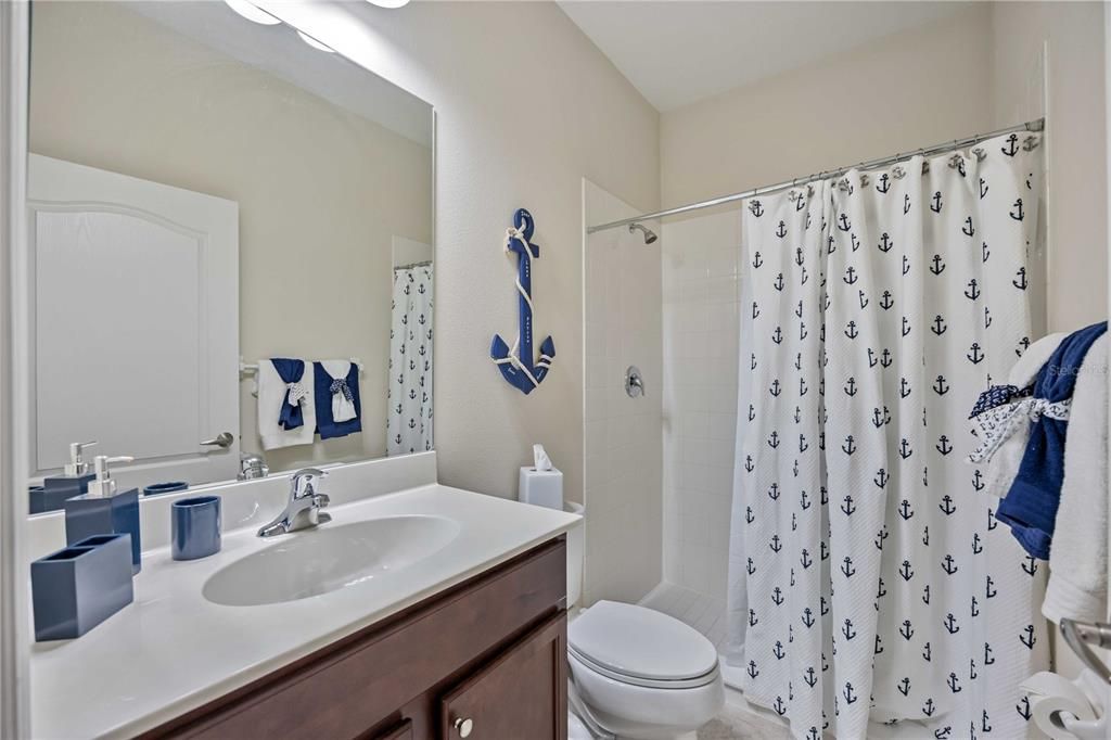 На продажу: $599,000 (3 спален, 3 ванн, 2105 Квадратных фут)