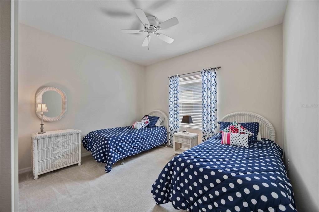 На продажу: $599,000 (3 спален, 3 ванн, 2105 Квадратных фут)