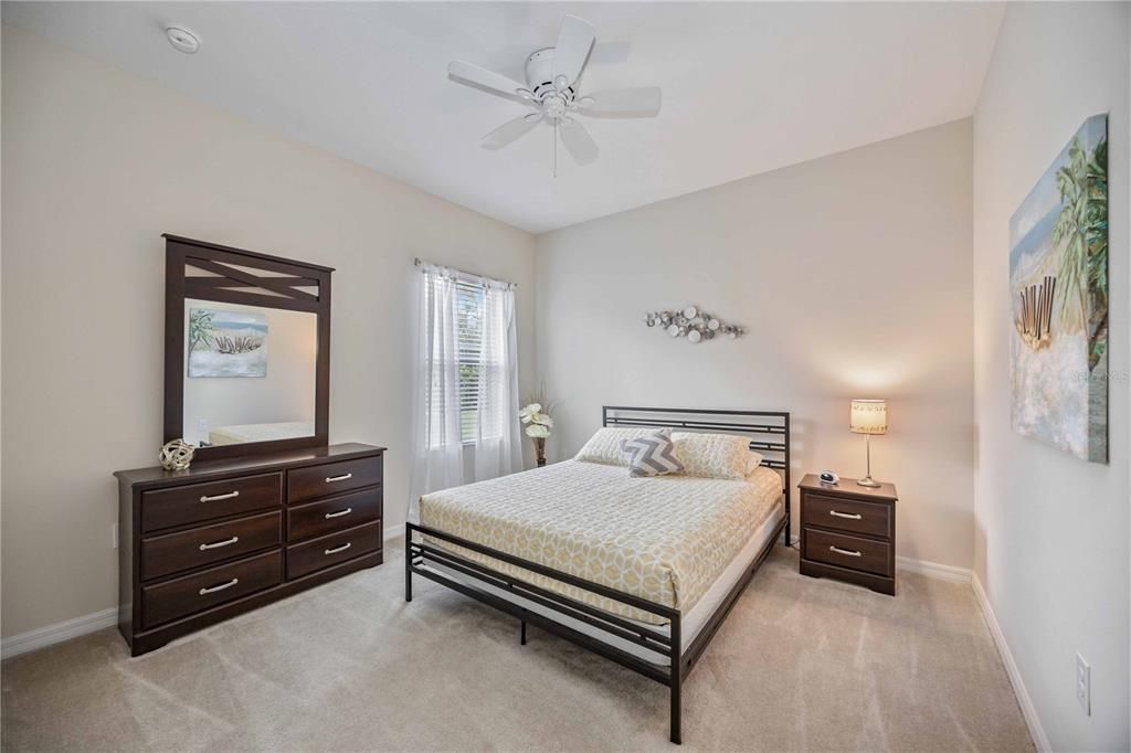 На продажу: $599,000 (3 спален, 3 ванн, 2105 Квадратных фут)