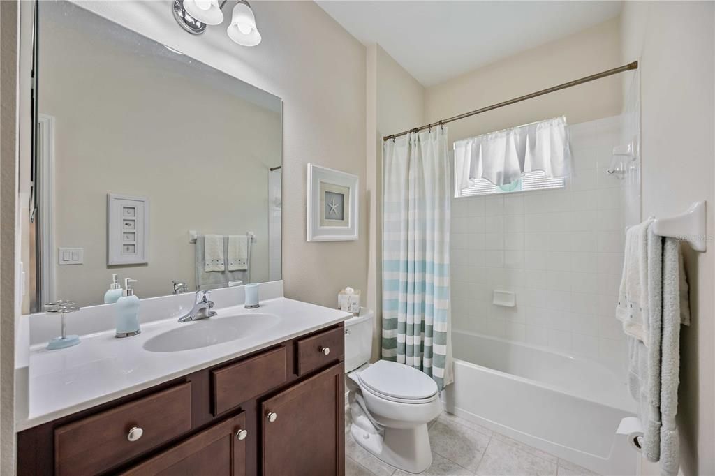 На продажу: $599,000 (3 спален, 3 ванн, 2105 Квадратных фут)