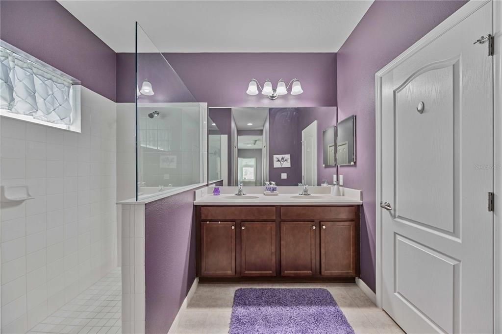 На продажу: $599,000 (3 спален, 3 ванн, 2105 Квадратных фут)