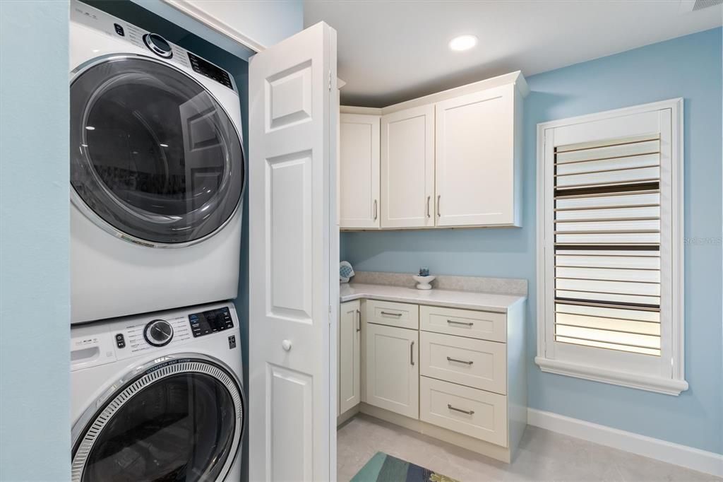 На продажу: $775,000 (3 спален, 2 ванн, 2091 Квадратных фут)