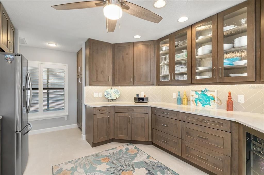 На продажу: $775,000 (3 спален, 2 ванн, 2091 Квадратных фут)