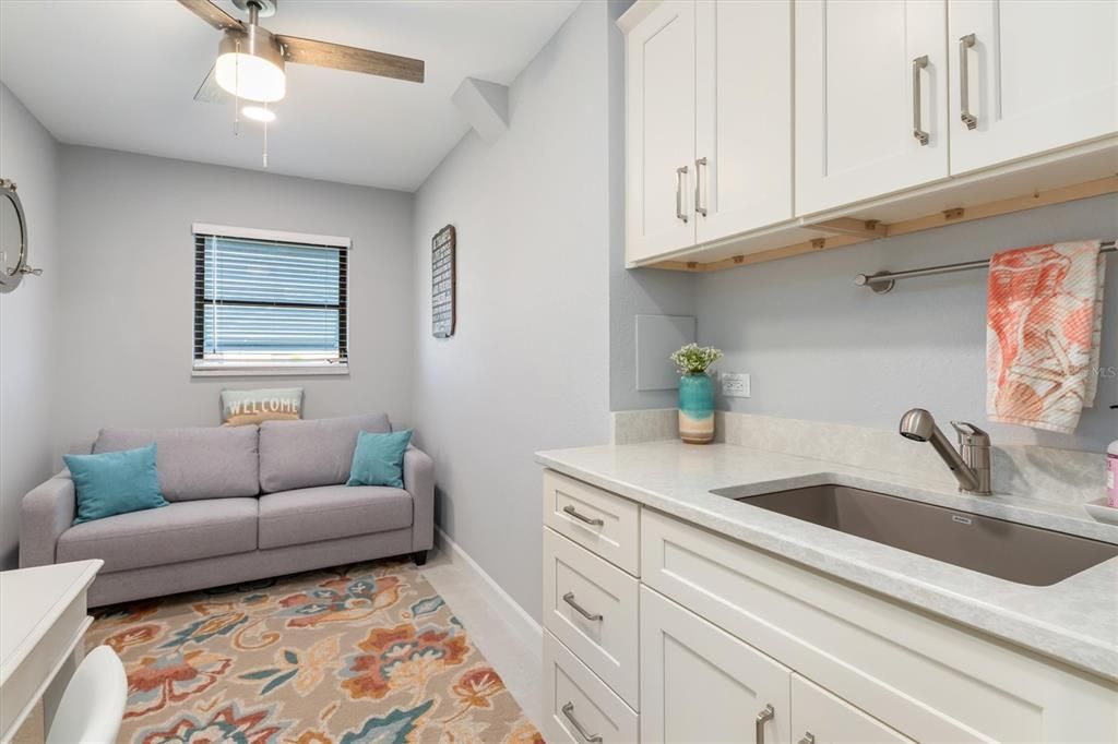 На продажу: $775,000 (3 спален, 2 ванн, 2091 Квадратных фут)