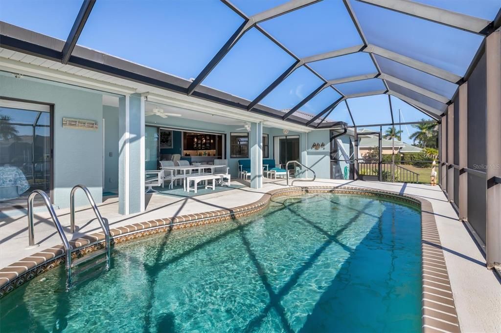 На продажу: $775,000 (3 спален, 2 ванн, 2091 Квадратных фут)