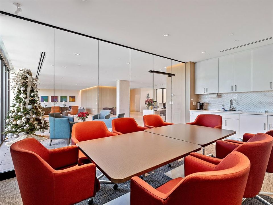 En Venta: $829,000 (2 camas, 2 baños, 1636 Pies cuadrados)