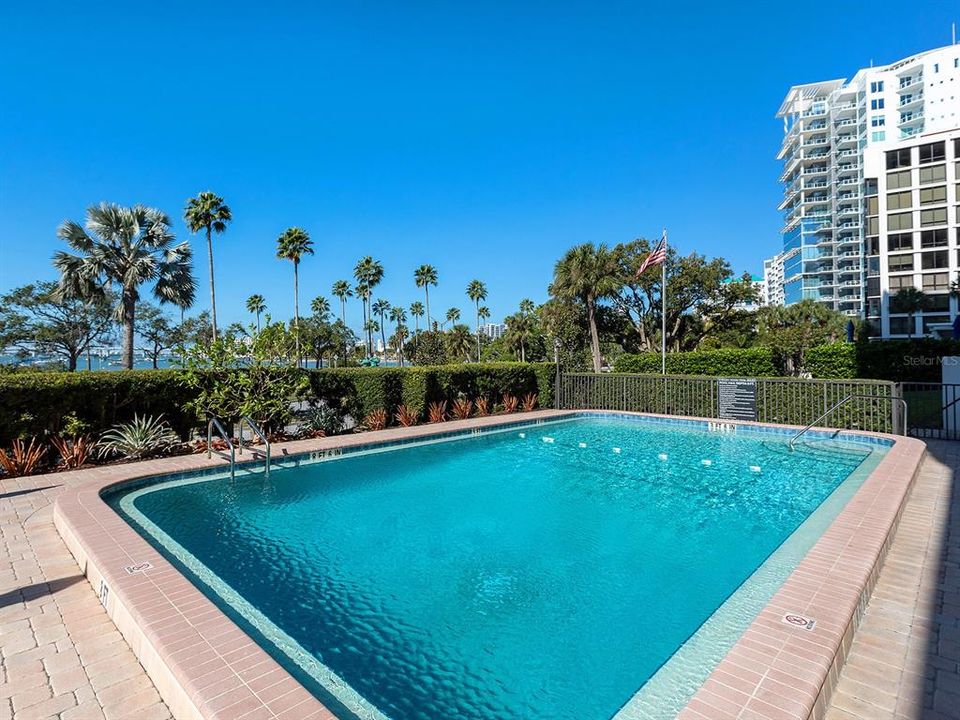 En Venta: $829,000 (2 camas, 2 baños, 1636 Pies cuadrados)