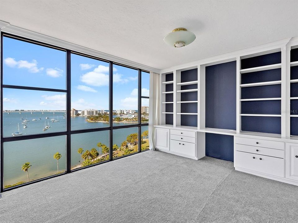 En Venta: $829,000 (2 camas, 2 baños, 1636 Pies cuadrados)