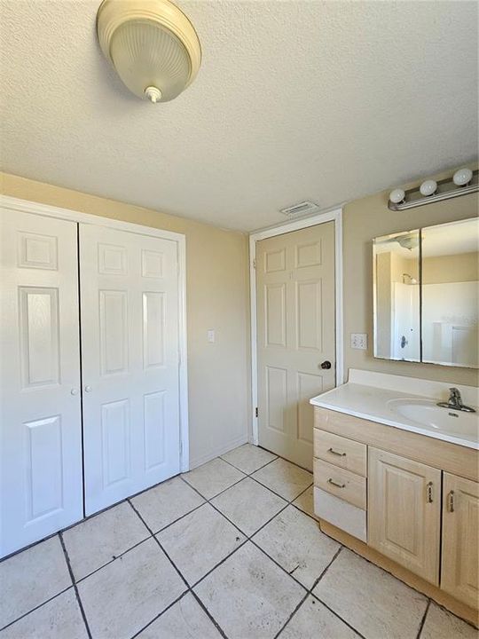 En Renta: $1,650 (3 camas, 2 baños, 1101 Pies cuadrados)