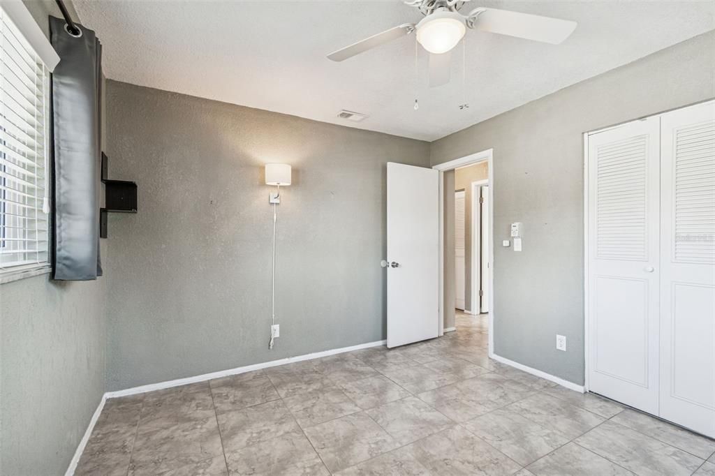 For Sale: $430,000 (3 beds, 2 baths, 1084 Square Feet)