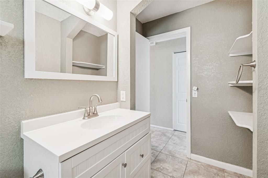 For Sale: $430,000 (3 beds, 2 baths, 1084 Square Feet)