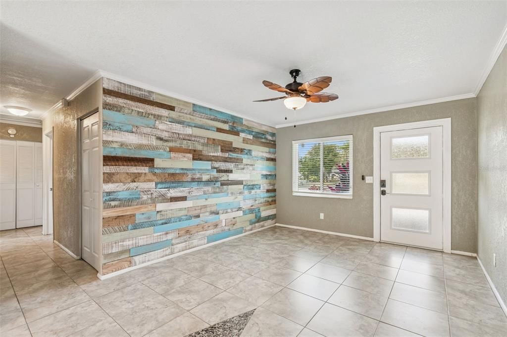 For Sale: $430,000 (3 beds, 2 baths, 1084 Square Feet)