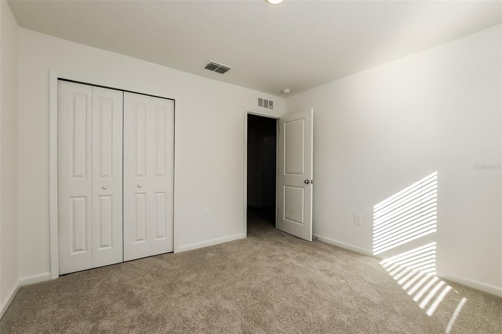 En Renta: $2,225 (5 camas, 3 baños, 2451 Pies cuadrados)