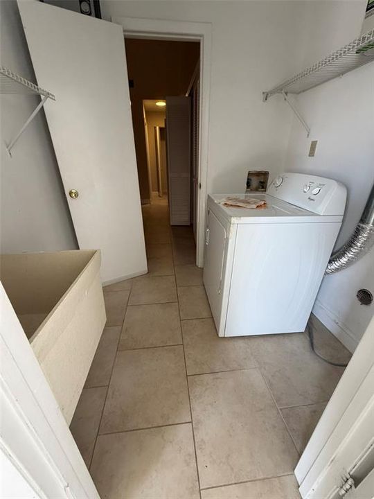 В аренду: $1,750 (2 спален, 2 ванн, 1328 Квадратных фут)