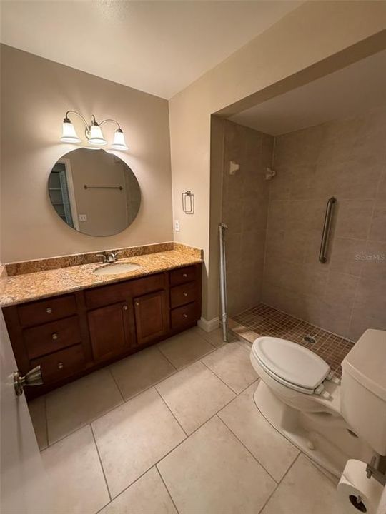 В аренду: $1,750 (2 спален, 2 ванн, 1328 Квадратных фут)