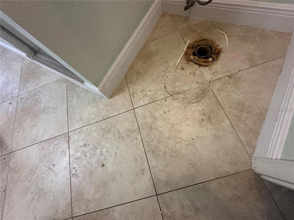 На продажу: $749,900 (4 спален, 4 ванн, 4285 Квадратных фут)