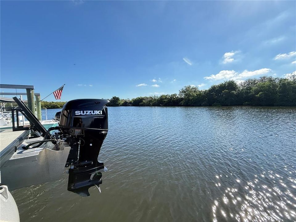 На продажу: $349,900 (2 спален, 2 ванн, 1242 Квадратных фут)