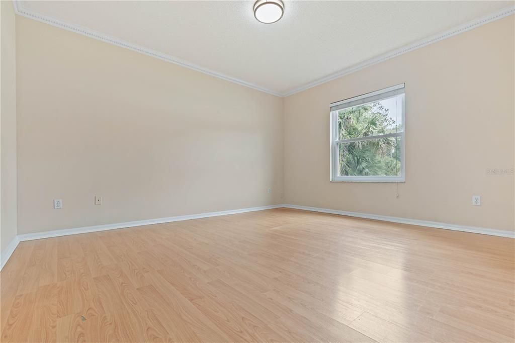 待售: $329,000 (3 贝兹, 2 浴室, 1728 平方英尺)