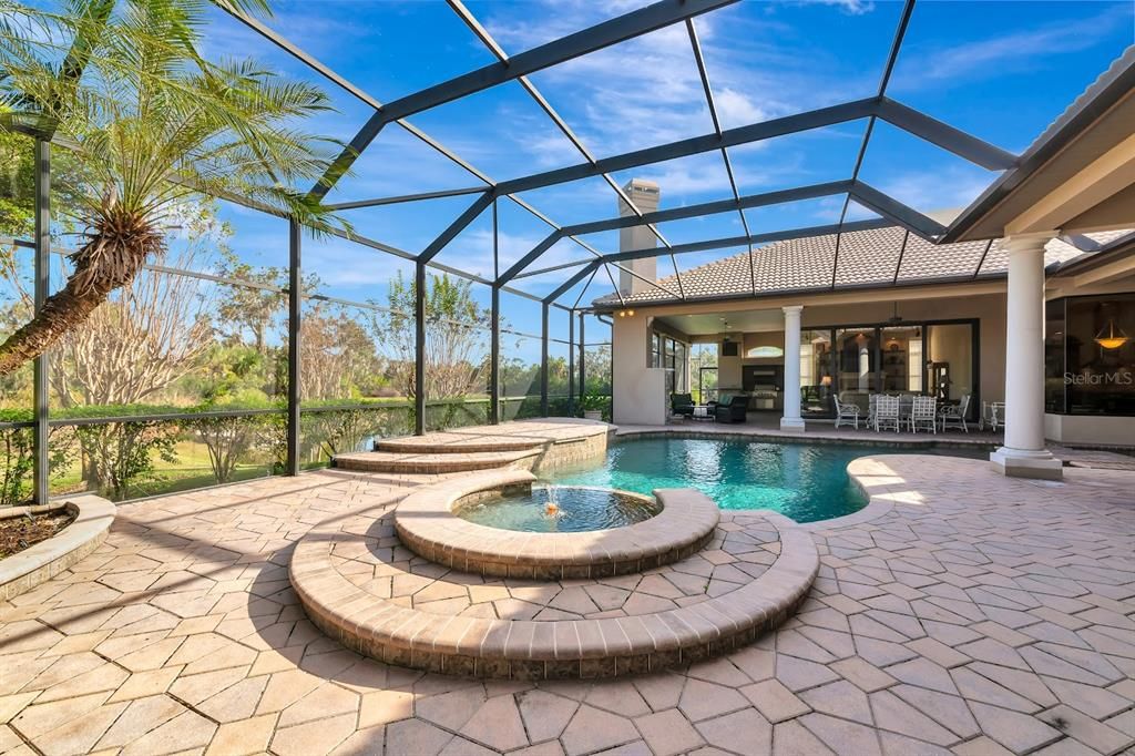For Sale: $2,100,000 (4 beds, 5 baths, 4363 Square Feet)