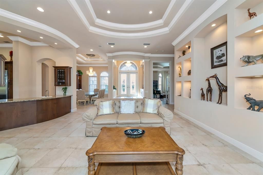 For Sale: $2,100,000 (4 beds, 5 baths, 4363 Square Feet)