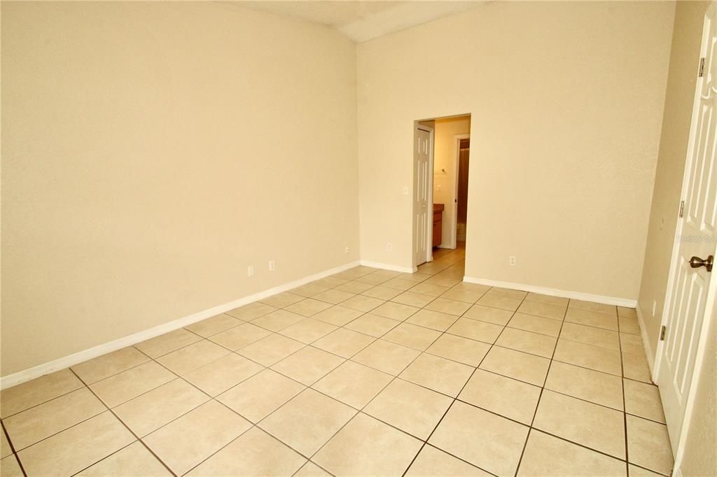 В аренду: $2,150 (3 спален, 2 ванн, 1156 Квадратных фут)