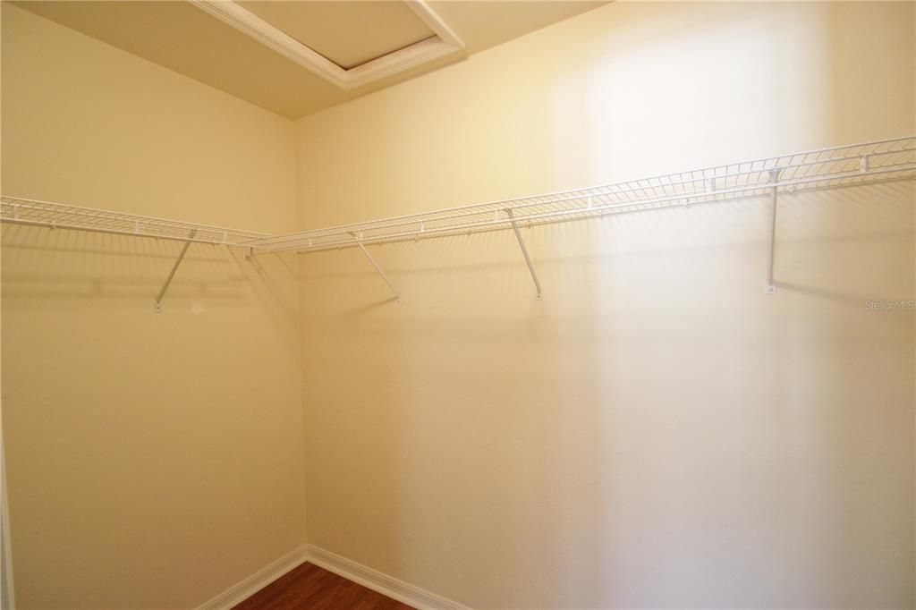 В аренду: $2,500 (3 спален, 2 ванн, 1641 Квадратных фут)