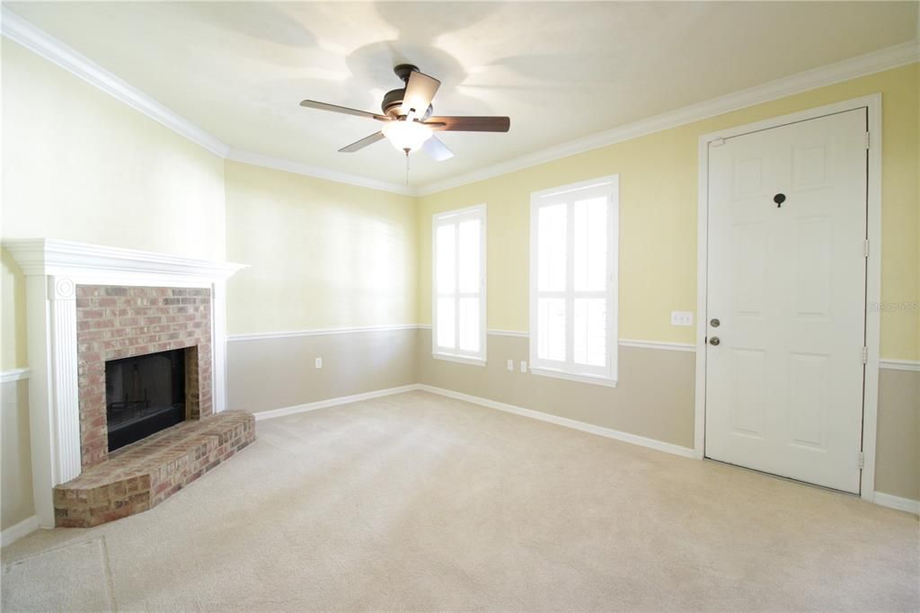 В аренду: $2,500 (3 спален, 2 ванн, 1641 Квадратных фут)