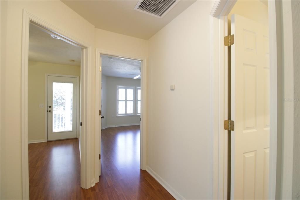 В аренду: $2,500 (3 спален, 2 ванн, 1641 Квадратных фут)