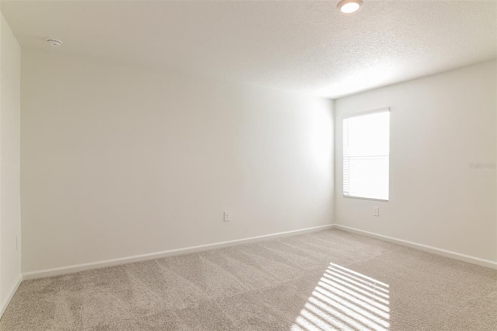 For Rent: $2,225 (5 beds, 3 baths, 2451 Square Feet)