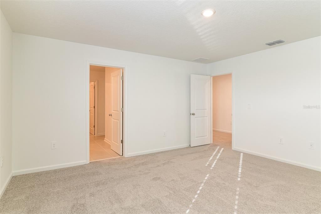 For Rent: $2,225 (5 beds, 3 baths, 2451 Square Feet)