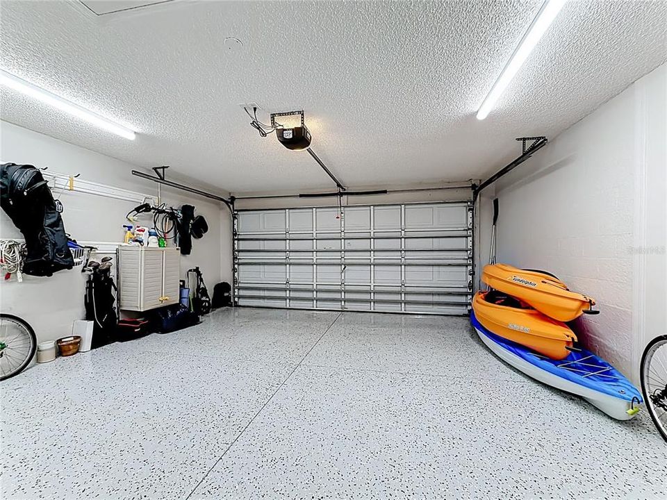 На продажу: $585,000 (3 спален, 2 ванн, 1934 Квадратных фут)