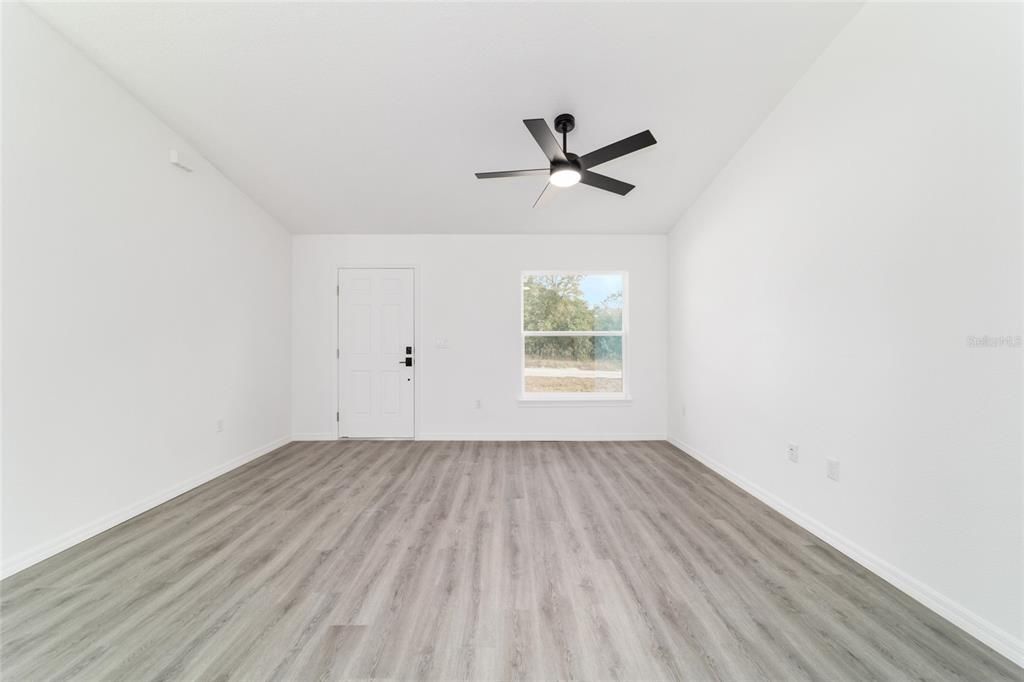 待售: $275,000 (3 贝兹, 2 浴室, 1394 平方英尺)