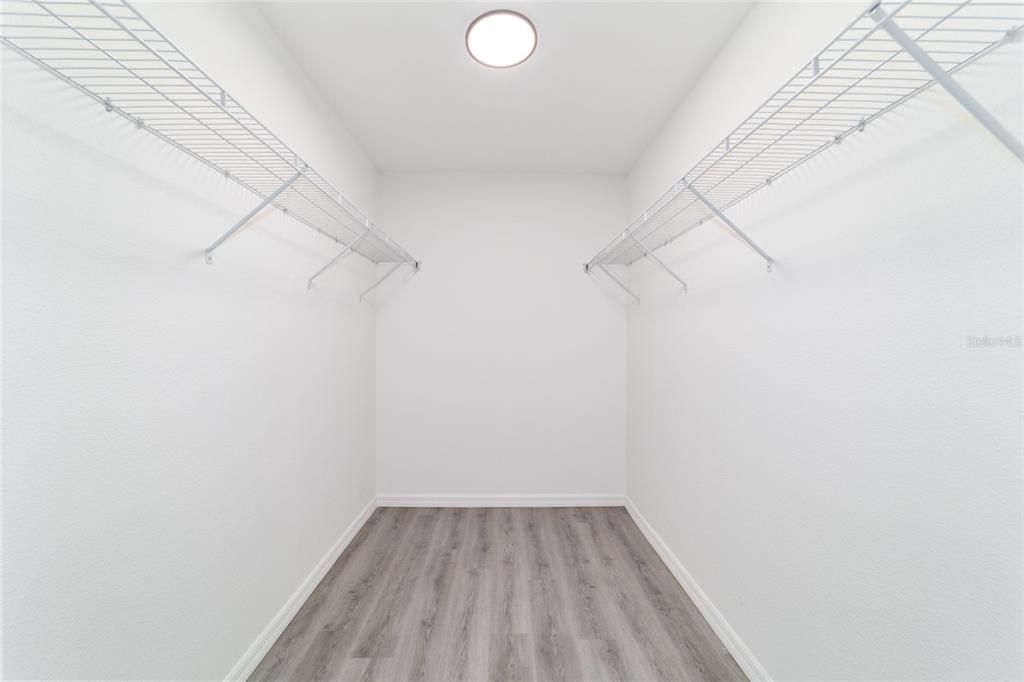 待售: $275,000 (3 贝兹, 2 浴室, 1394 平方英尺)