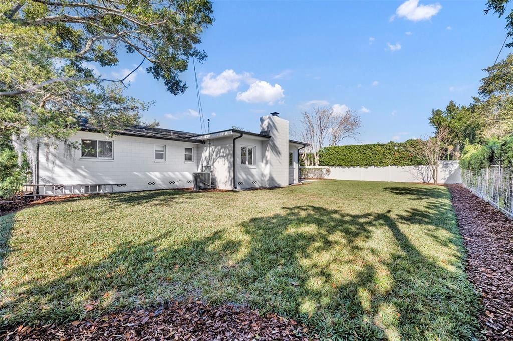 For Sale: $725,000 (3 beds, 2 baths, 1803 Square Feet)