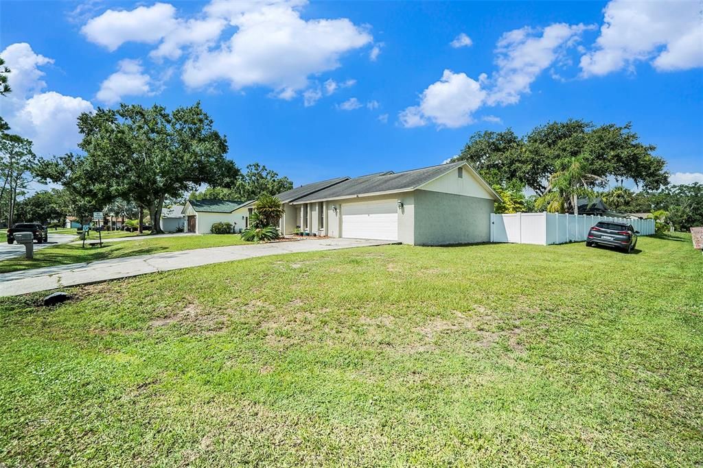 На продажу: $310,000 (3 спален, 2 ванн, 1494 Квадратных фут)