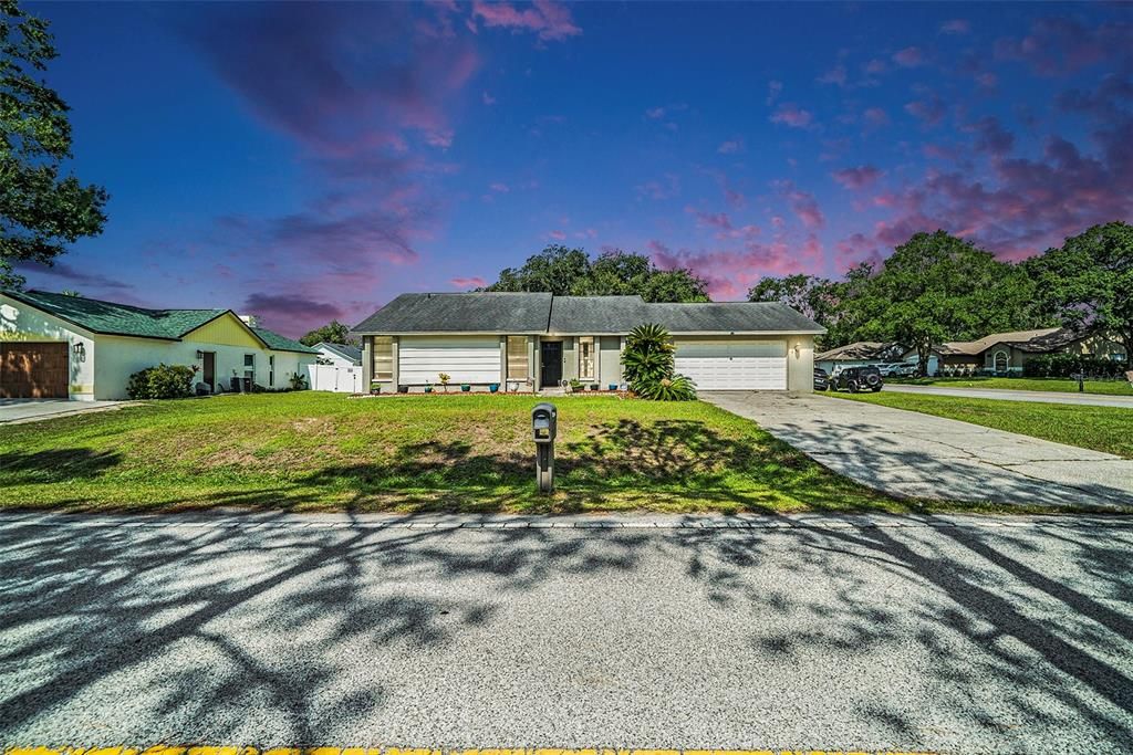 На продажу: $310,000 (3 спален, 2 ванн, 1494 Квадратных фут)