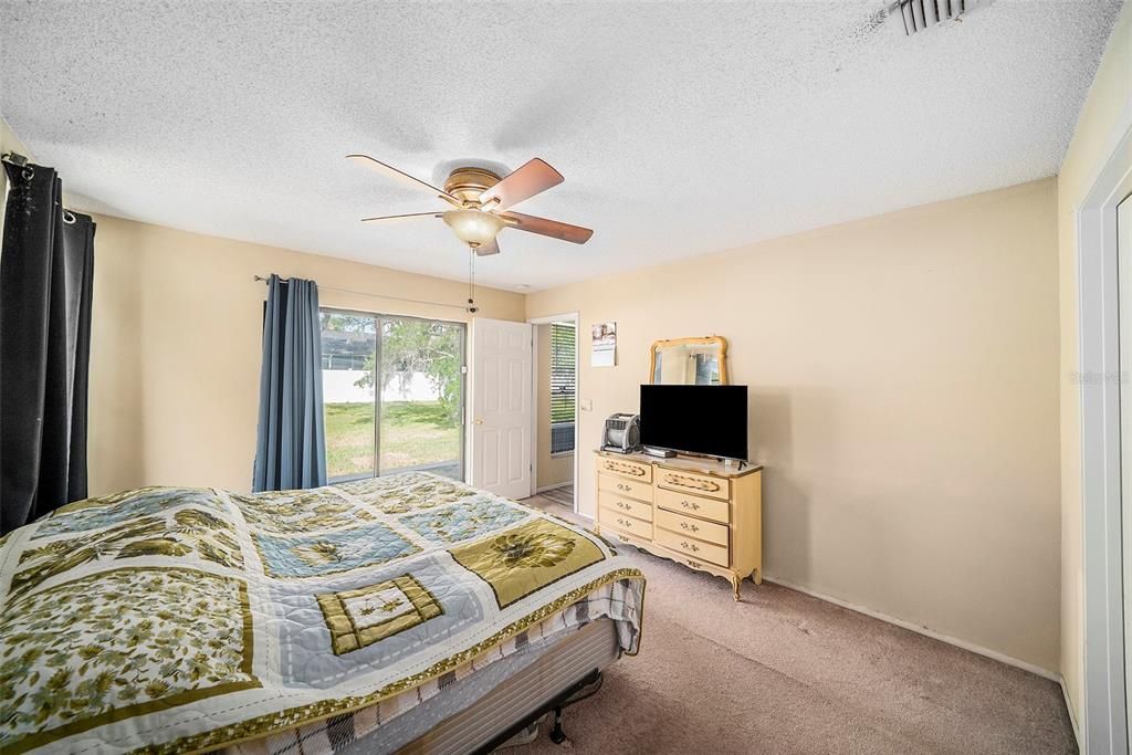 На продажу: $310,000 (3 спален, 2 ванн, 1494 Квадратных фут)